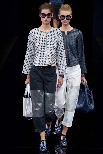 Look 8